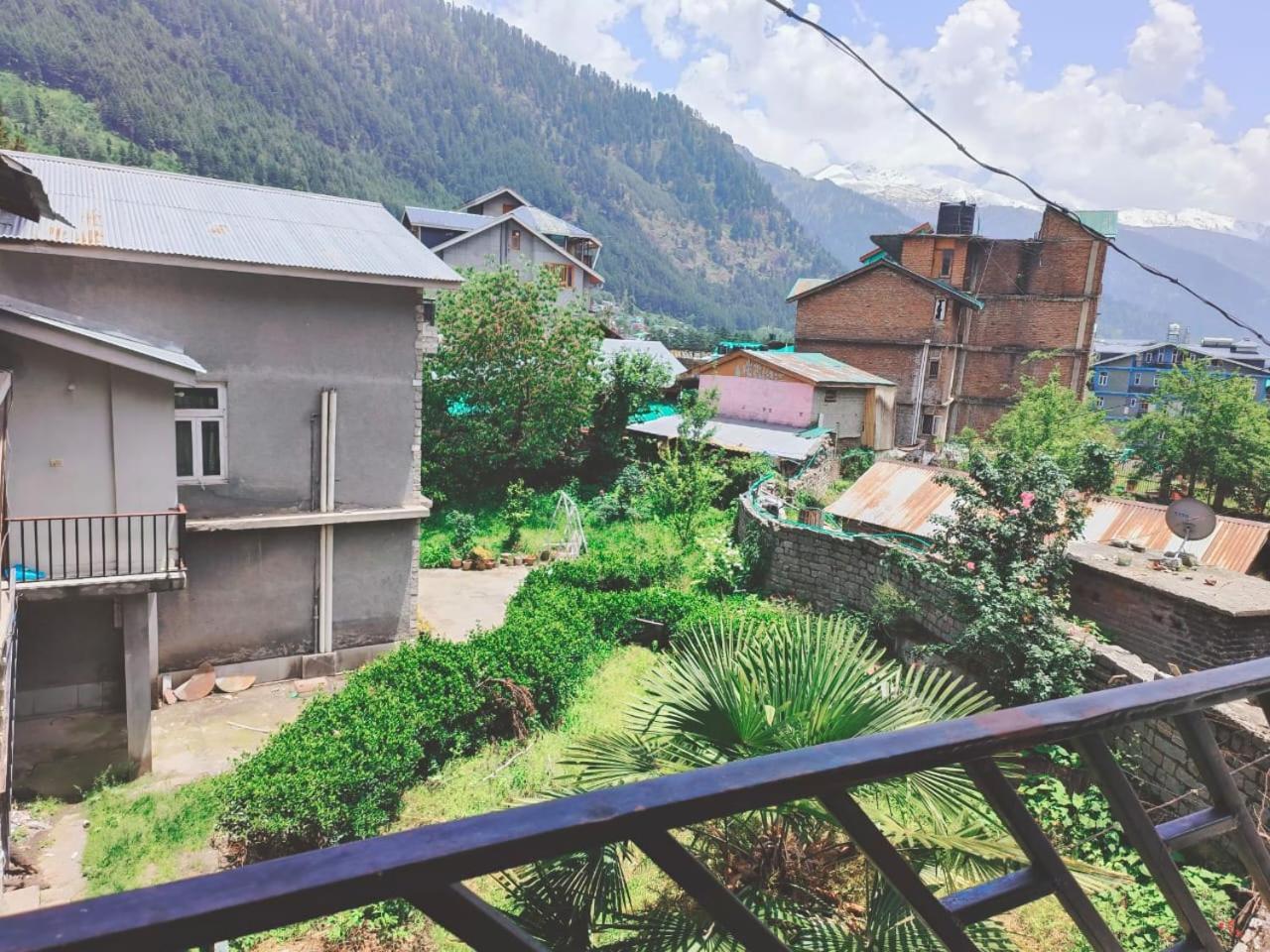 Hotel Hadimba Regency ! Free 4 Wheeler Parking ! Mountain View Rooms ! Near Mall Road Manali 外观 照片