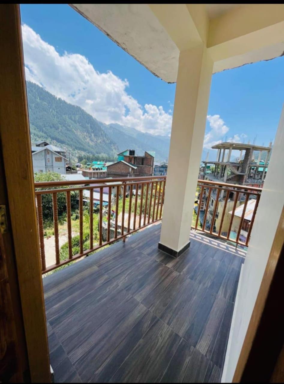 Hotel Hadimba Regency ! Free 4 Wheeler Parking ! Mountain View Rooms ! Near Mall Road Manali 外观 照片